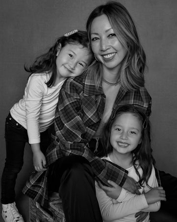 ELLIS BROOKLYN FOUNDER BEE SHAPIRO WITH HER CHILDREN